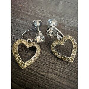 Vintage Weiss Heart Crystal Screw Back Earrings